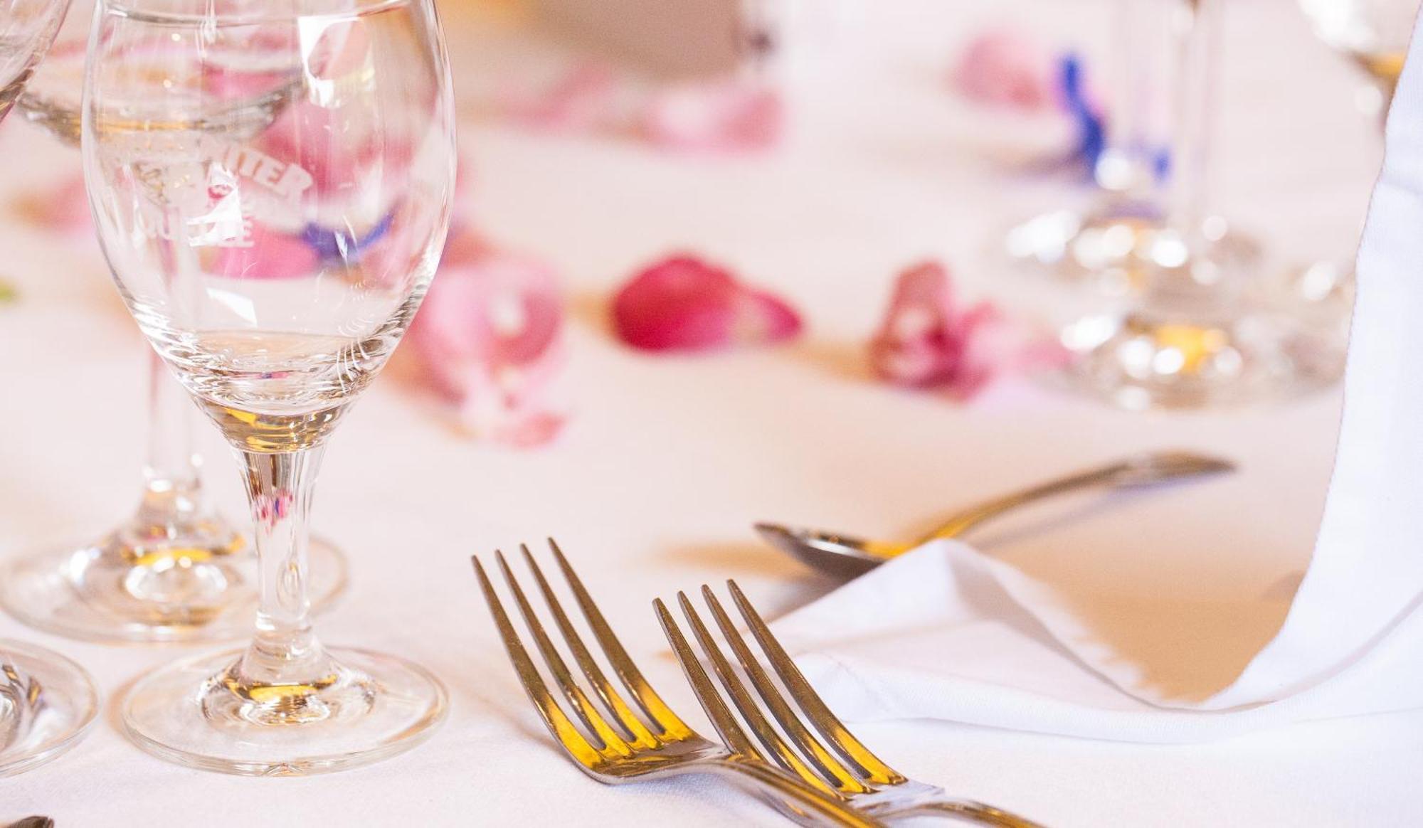 Hotel Restaurant Zur Post Lohfelden Bagian luar foto