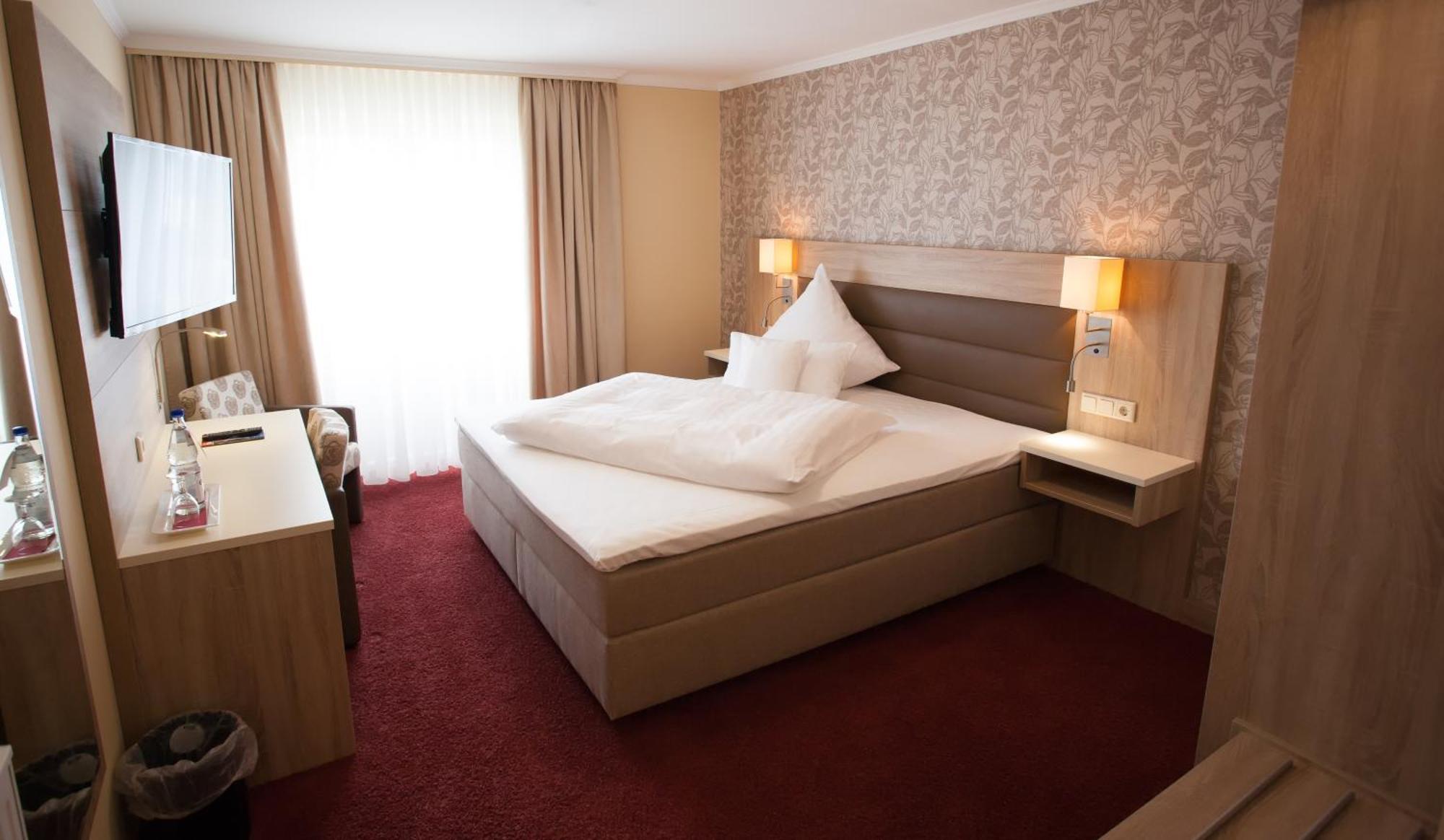 Hotel Restaurant Zur Post Lohfelden Ruang foto